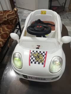 KID CAR  (as new with packing)