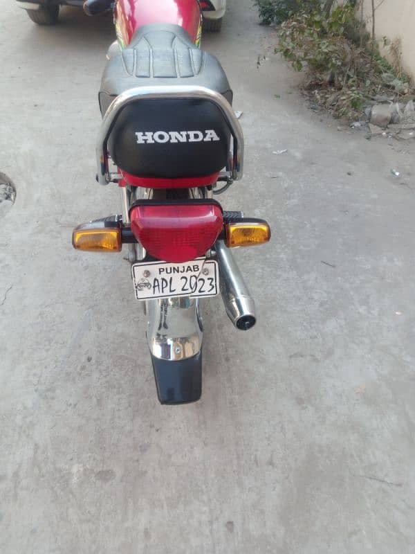 2023 Model Honda CD 70 2