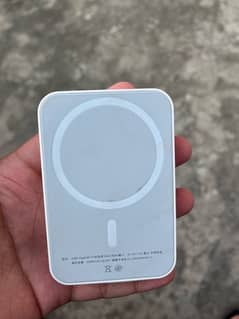 Apple magsafe powerbank charger