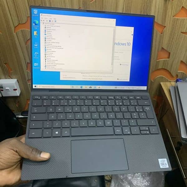 10th Generation Dell XPS 13 Core i5 Ultra Slim BorderLess 4k 0