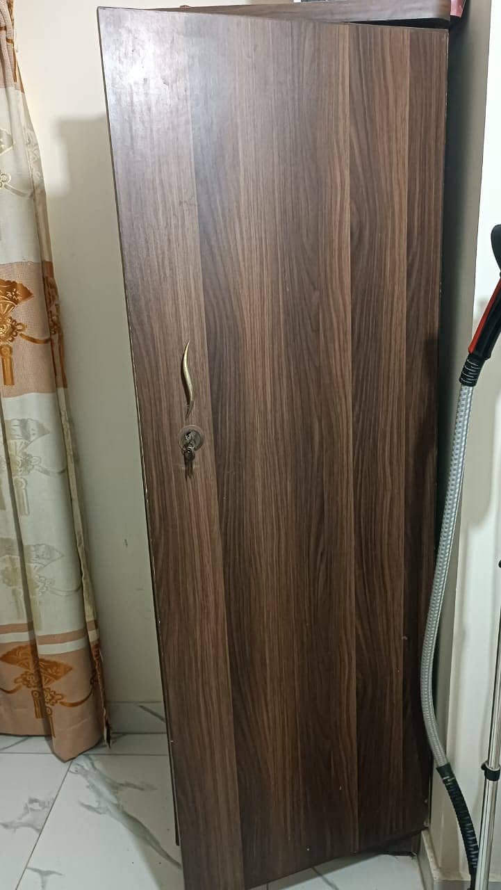 Single cupboard 0