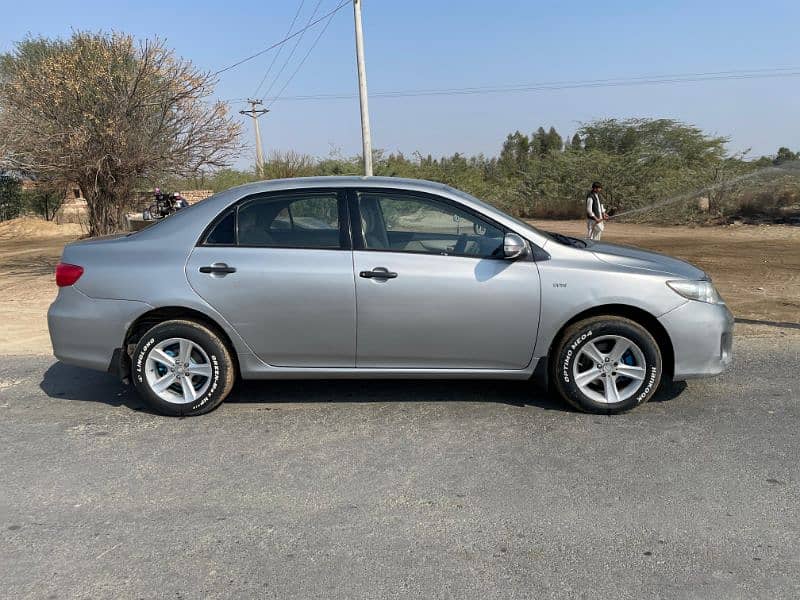 Toyota Corolla GLI 2013 3