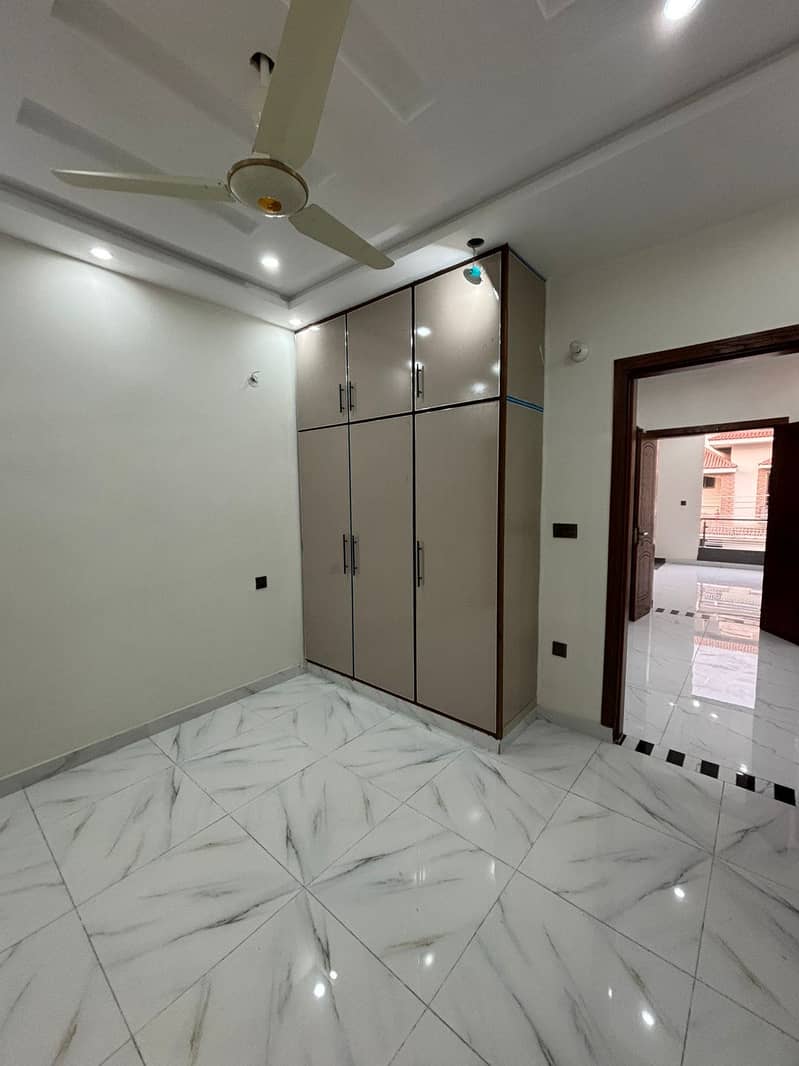 New 5 Marla Upper Portion For Rent In Etihad Town 7