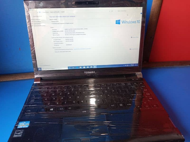 Laptop Toshiba. (i5 3rd Generation) (4Gb Ram) 320GB Hard Disk 0