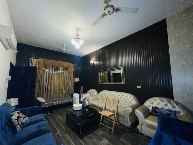 8 Marla Lower Portion For Rent In Johar Town 8