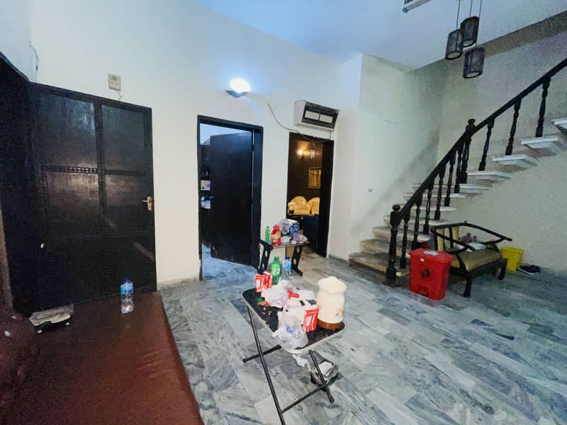 8 Marla Lower Portion For Rent In Johar Town 9