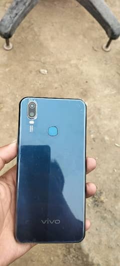 vivo y11