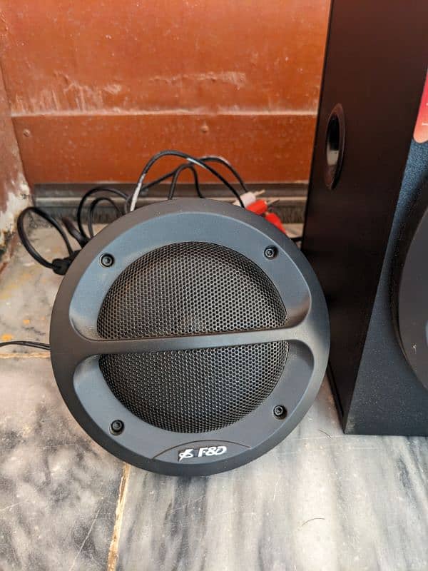 F&D A111X Multimedia Speakers 2