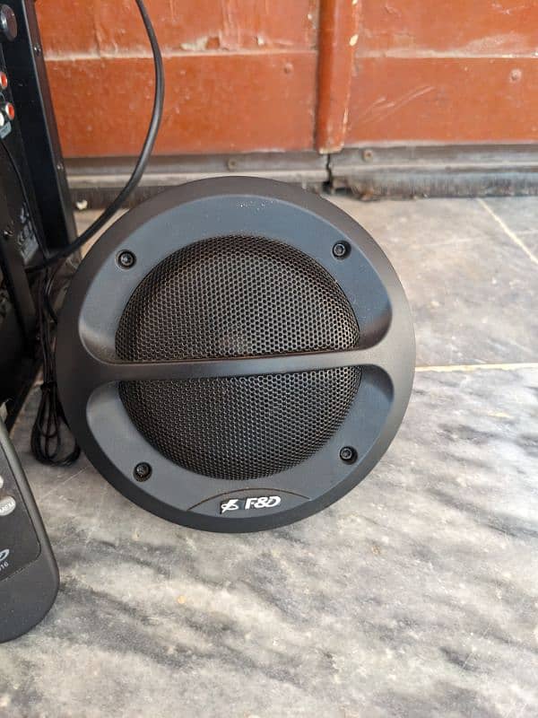 F&D A111X Multimedia Speakers 3