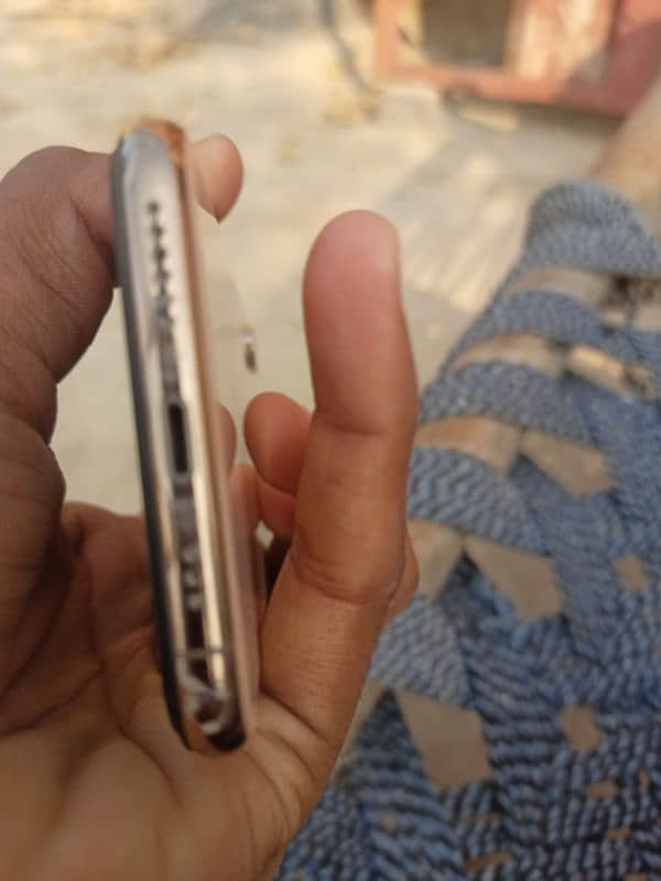 iPhone xs pta approved for sale 3