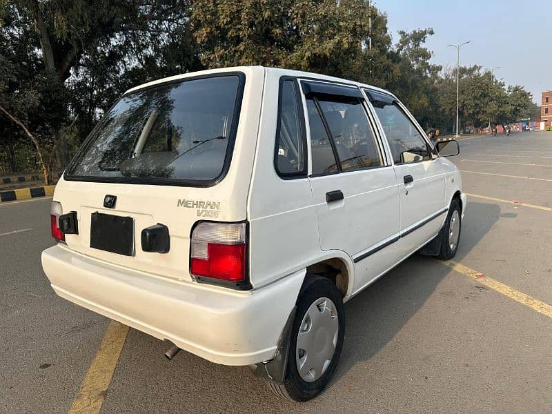 Suzuki Mehran VXR 2016 5