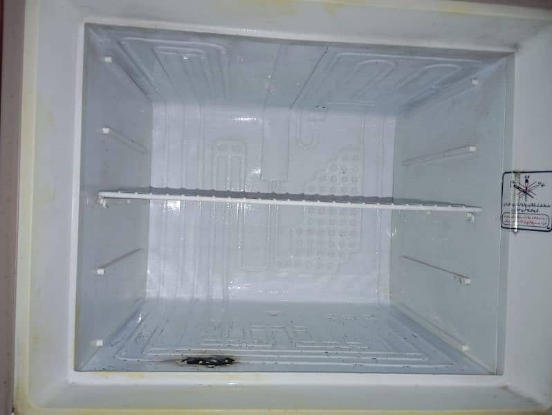 Dawlance refrigerator 4