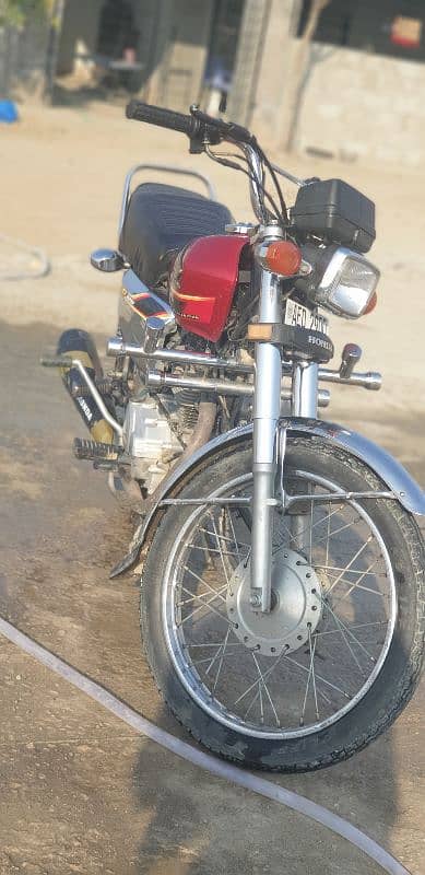 Honda 125 self start 4