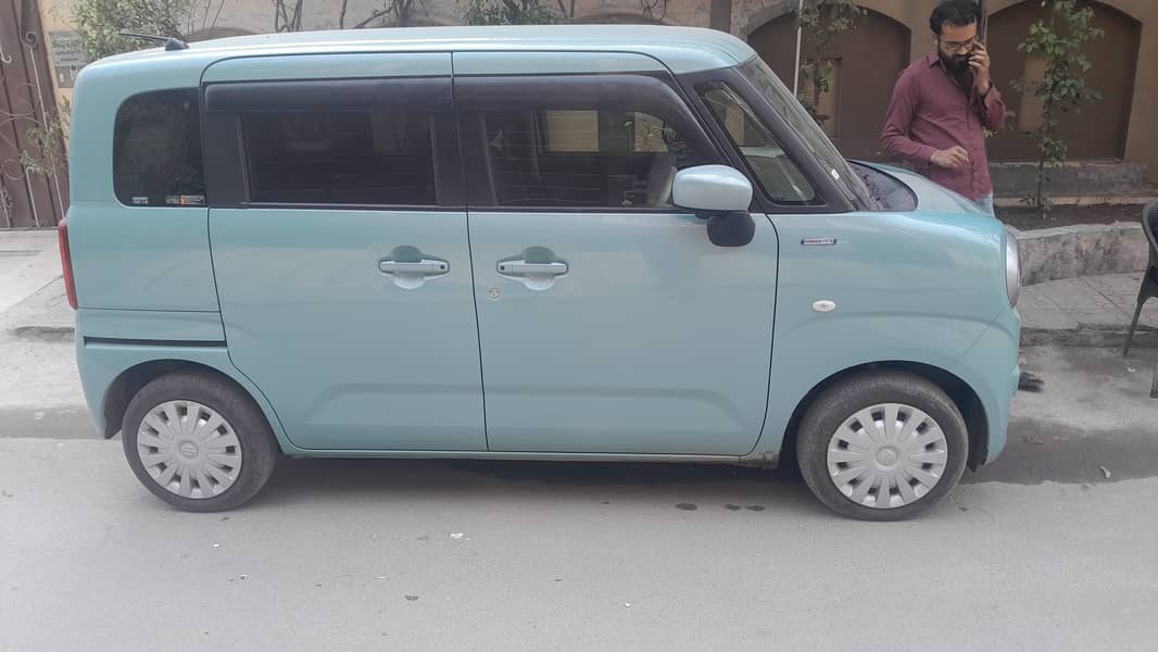 Suzuki wagon R smile hybrid 11