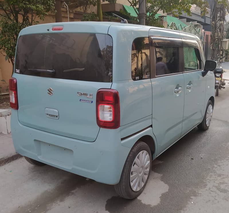 Suzuki wagon R smile hybrid 12