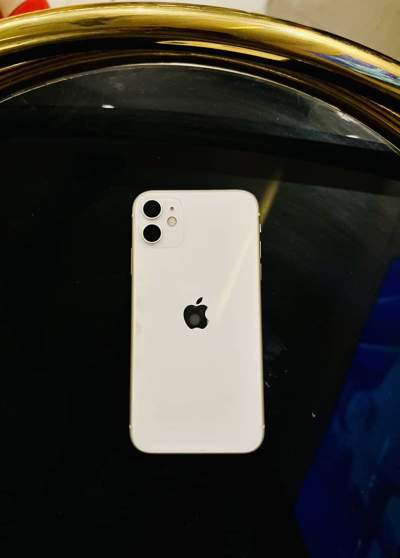 iPhone 11 0