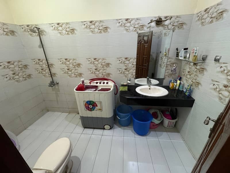 240 Square Yards Double Storey House For Sale block 3 Jauhar 15