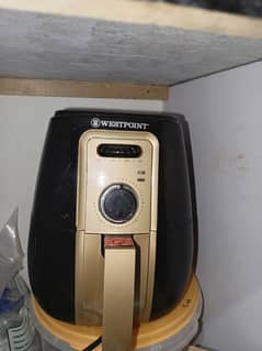 WESTPOINT AIRFRYER(NEW CONDITION)