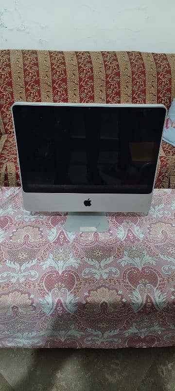 Apple iMac 20in 2015 Intel Core 2 duo 4 RAM  128GB Apple Hard Drive 1