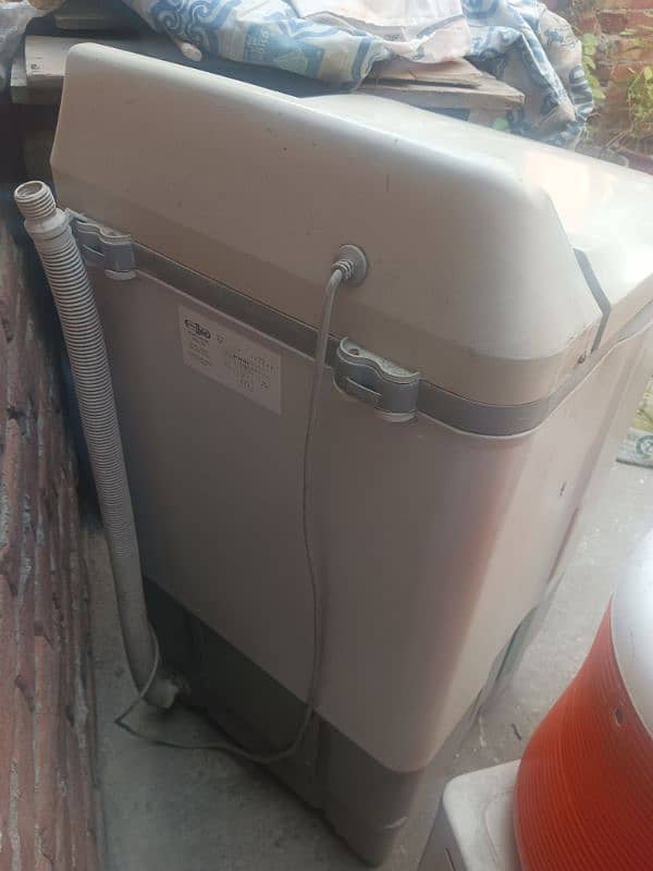 urgent sale big size washing machine reasonable price 3