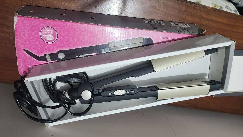 KEMEI hair straightener 1