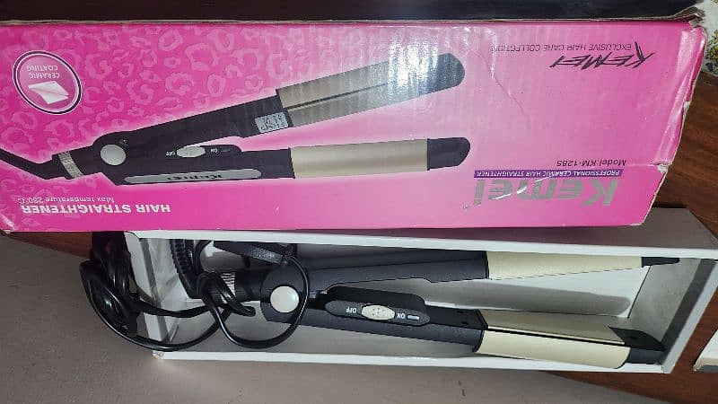 KEMEI hair straightener 3