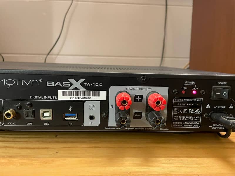 Emotiva BasX TA-100 Stereo Preamp/DAC/Tuner with Integrated Amplifier 4