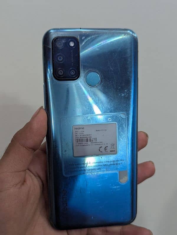 realme c17 6/128 0