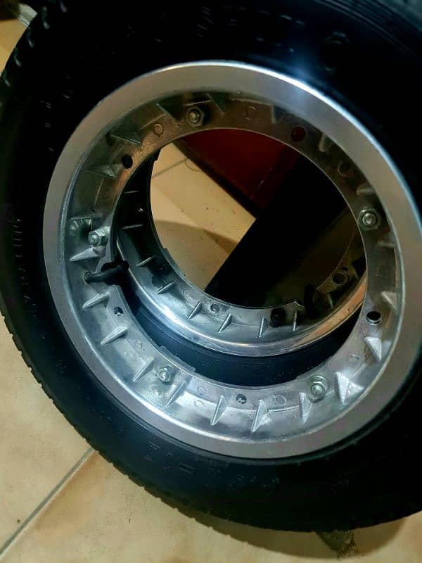 Vespa Piaggo Alloy Wheels with Tyres 10/10 1