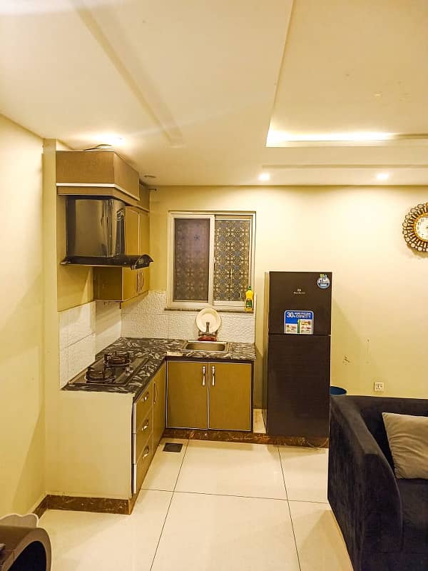 One bedroom VIP apartment for rent on daily basis in bahria town 1