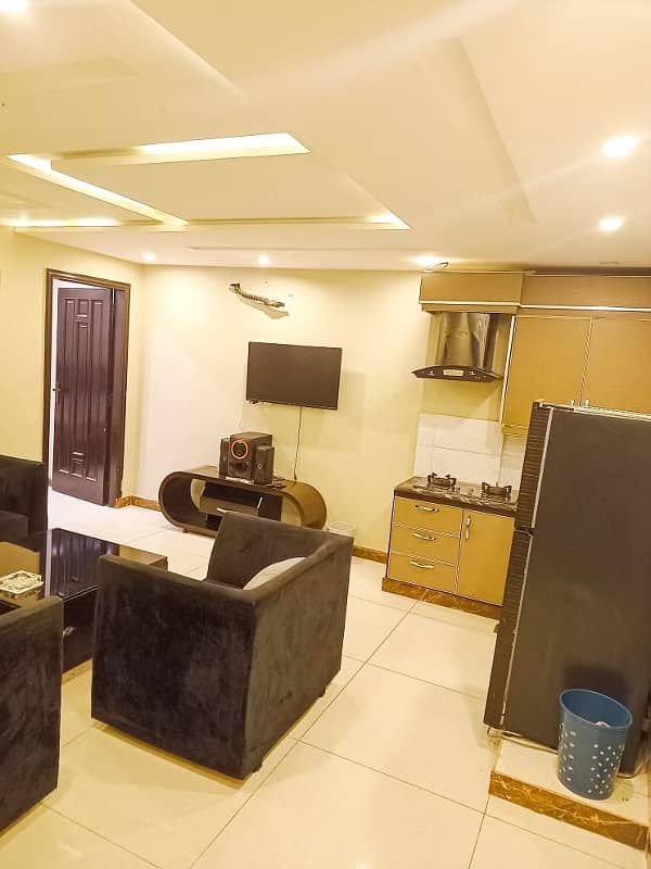 One bedroom VIP apartment for rent on daily basis in bahria town 4