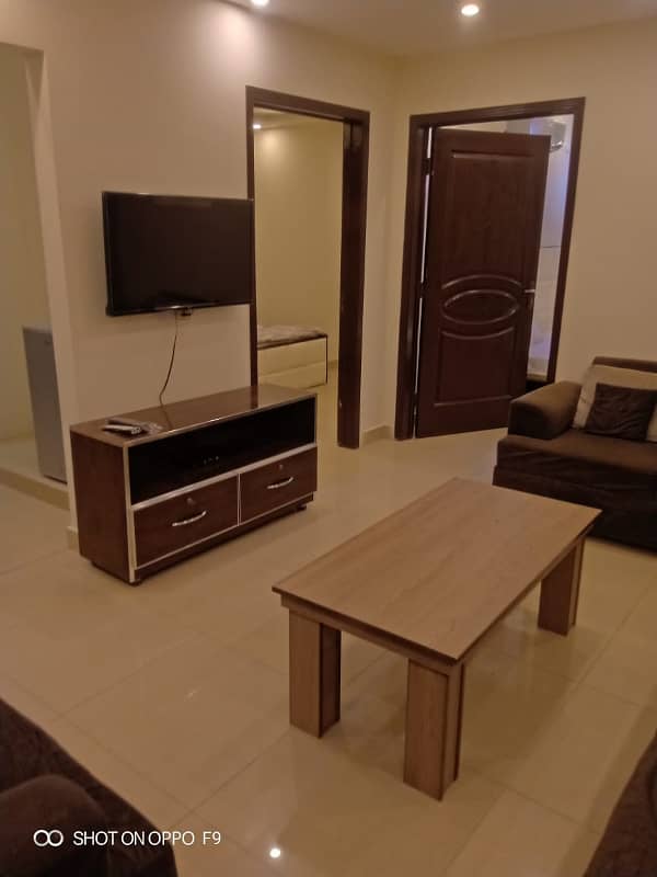 One bedroom apartment for rent on daily basis in bahria town 1