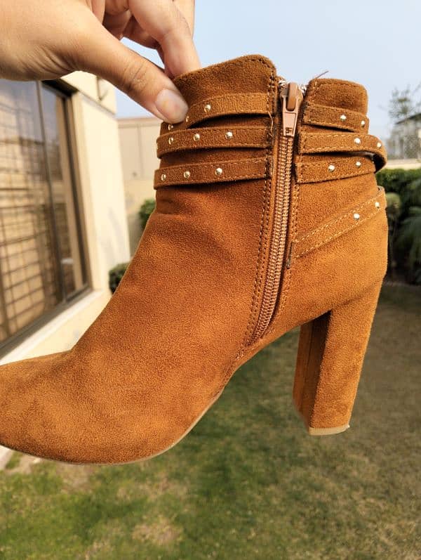 block Heel Boots. 8