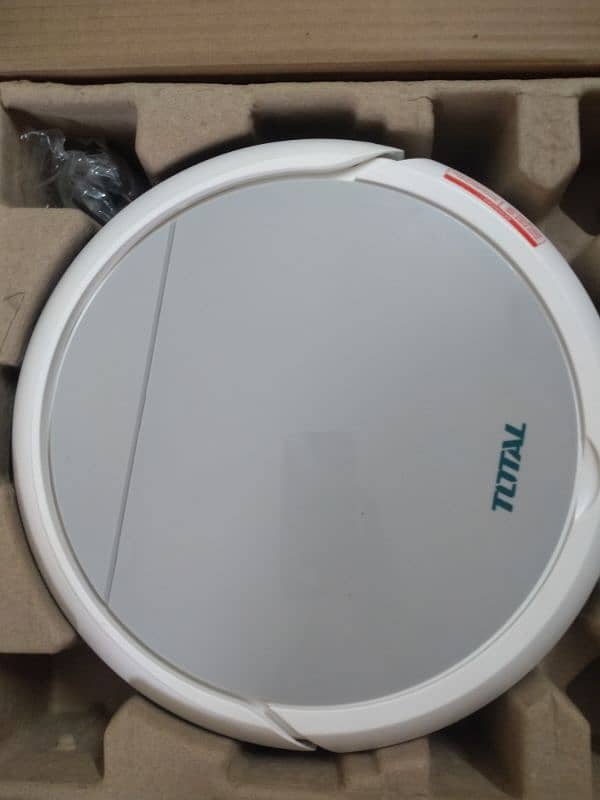 total robotic vacuum cleaner 2