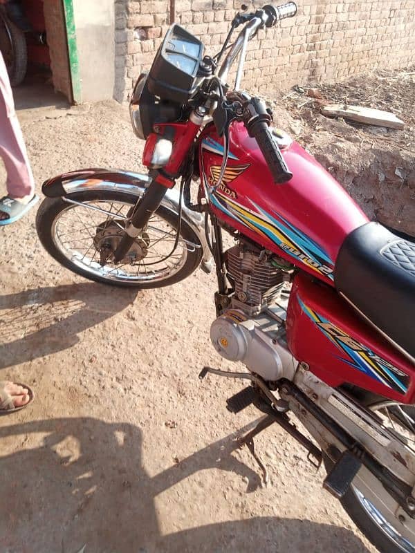 honda lush condition for sale 1 rupa ka b bike ma kam ni 7