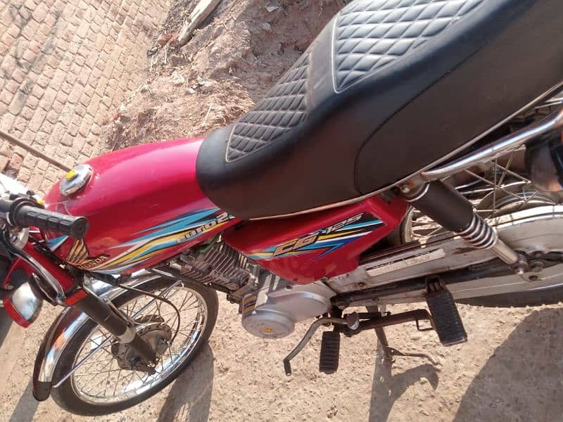 honda lush condition for sale 1 rupa ka b bike ma kam ni 8