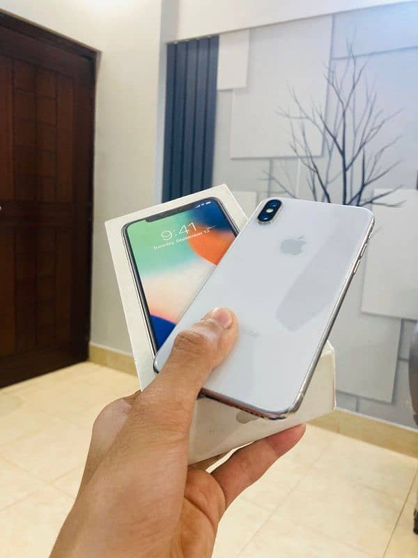 Iphone X FU 256GB official PTA Approve 1