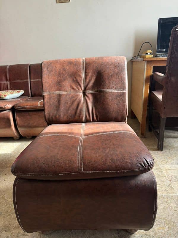 single seater sofa 0