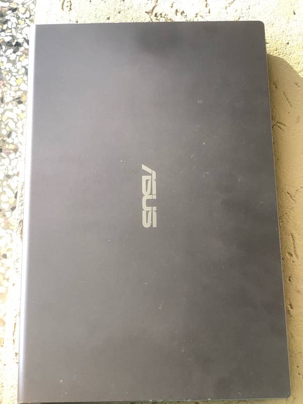 Asus VivoBook AMD Ryzen 7 3700U Laptop 0