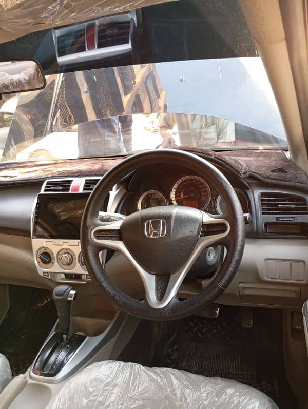 Honda City IVTEC 2013 AUTOMATIC Chilled Ac 4