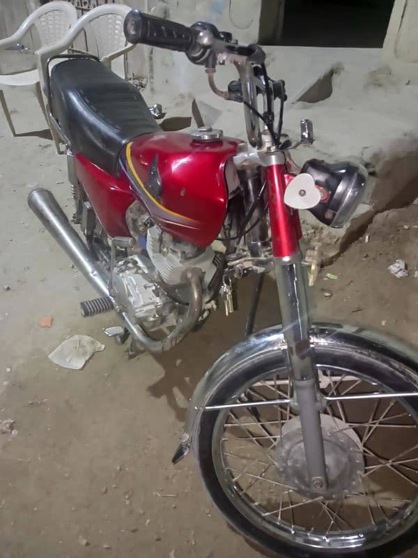 sell bike Honda cg125 3