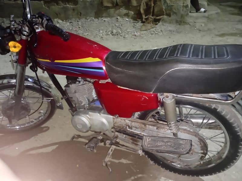 sell bike Honda cg125 4