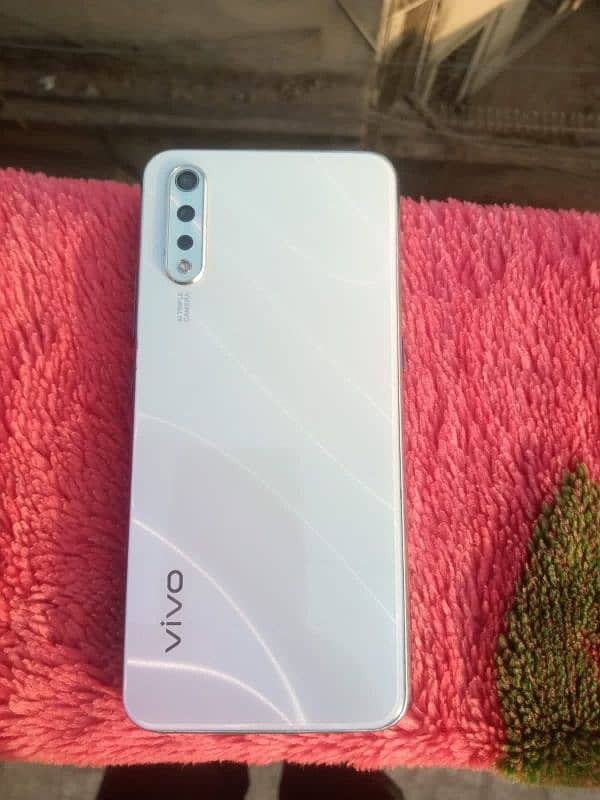 Vivo s1 8gb ram/256 memory 2