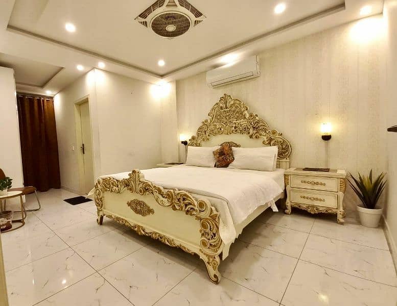 One bedroom VIP apartment for rent on daily basis in bahria town 0