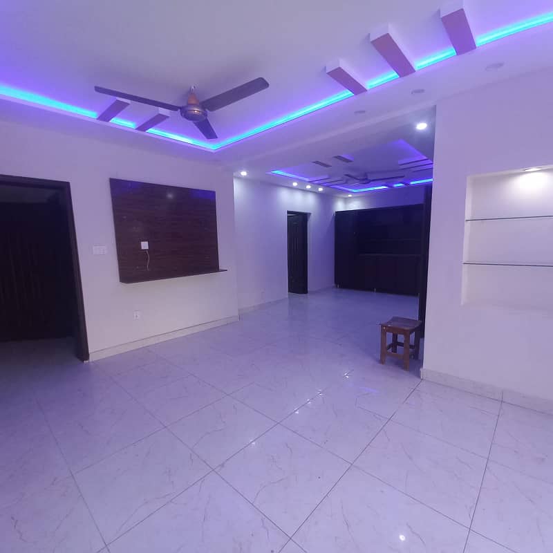 1 Kanal Upper Portion Available For Rent 0