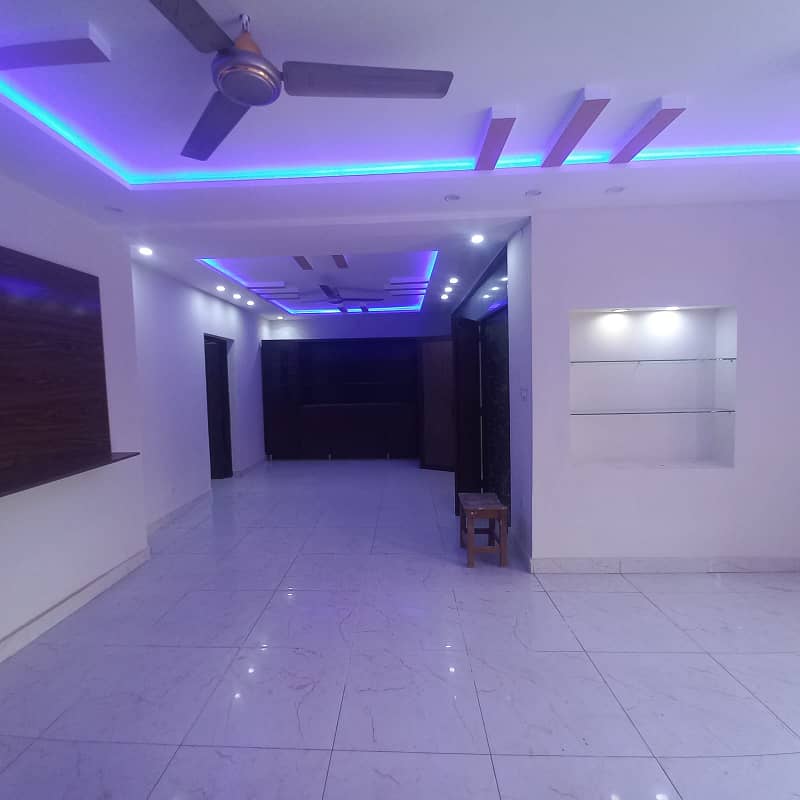 1 Kanal Upper Portion Available For Rent 1