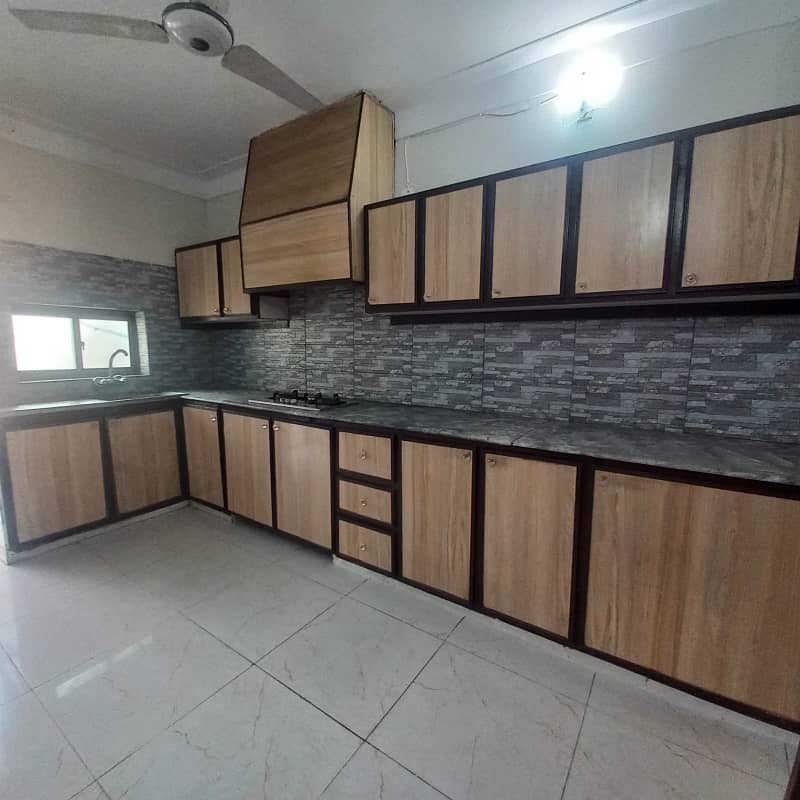 1 Kanal Upper Portion Available For Rent 5