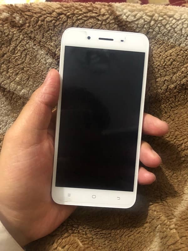 vivo y66 6/128 sim working best for hotspot and personal use 0