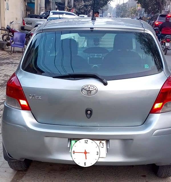 Toyota Vitz 2009 1