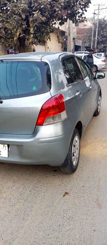 Toyota Vitz 2009 4